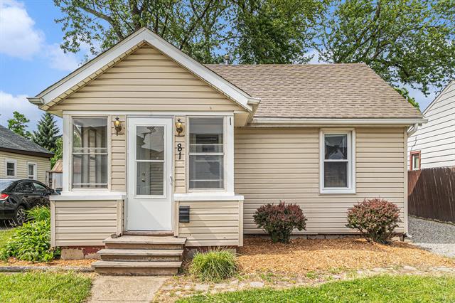 front view picture of 81 Chopin Street, Troy, MI. 48083
