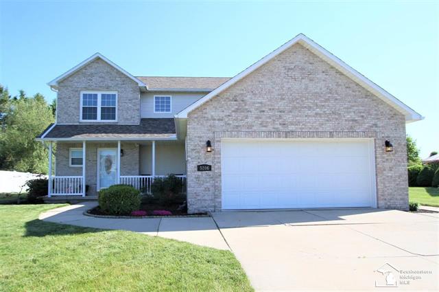 front view picture of 5206 Southpointe Pkwy, Monroe, MI. 48161