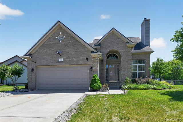 front view picture of 5324 Sequoia Court, Grand Blanc, MI. 48439