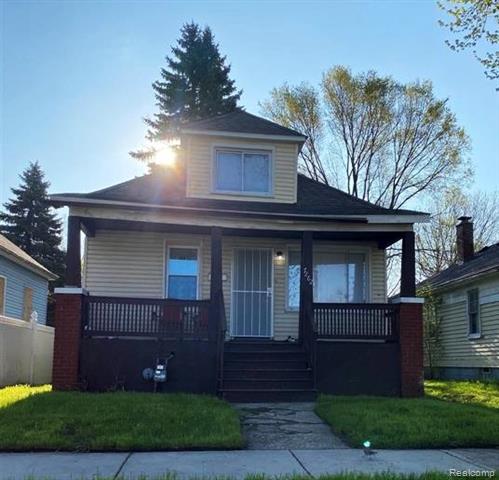 front view picture of 7262 Saint Marys Street, Detroit, MI. 48228