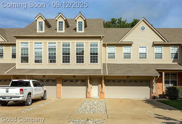 front view picture of 56729 Longhorn Drive, Shelby Township, MI. 48316