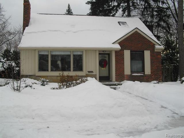 front view picture of 12769 Lasalle Ln, Huntington Woods, MI. 48070