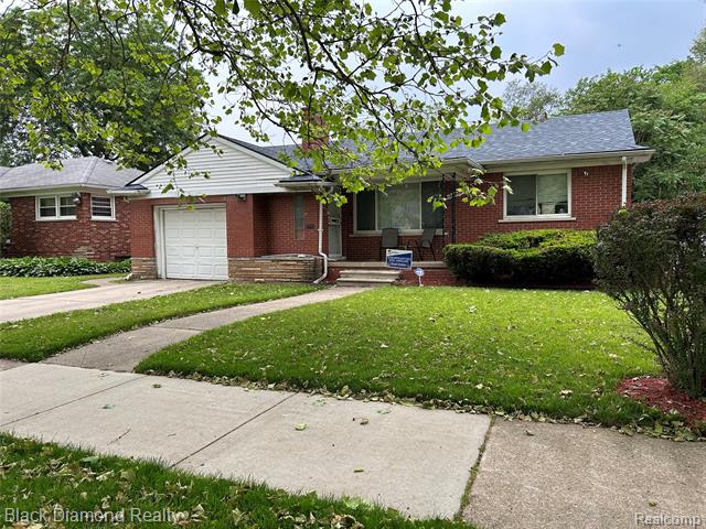 front view picture of 18499 Gruebner Street, Detroit, MI. 48234