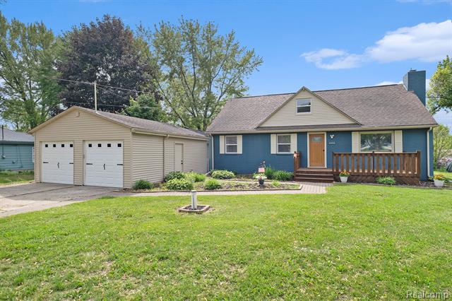 front view picture of 4434 Dublin Road, Burton, MI. 48529