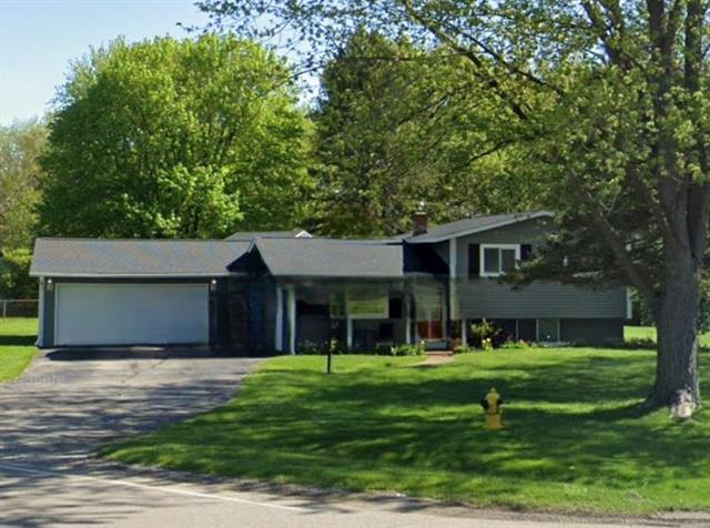 front view picture of 5252 W Maple Avenue, Swartz Creek, MI. 48473
