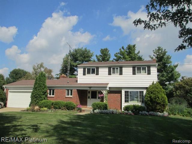 front view picture of 1408 N Bridge Street, Linden, MI. 48451