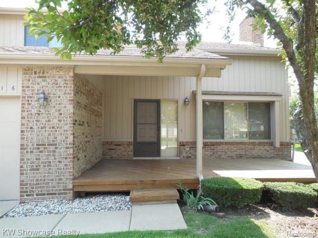 front view picture of 37516 N Laurel Park Drive, Livonia, MI. 48152