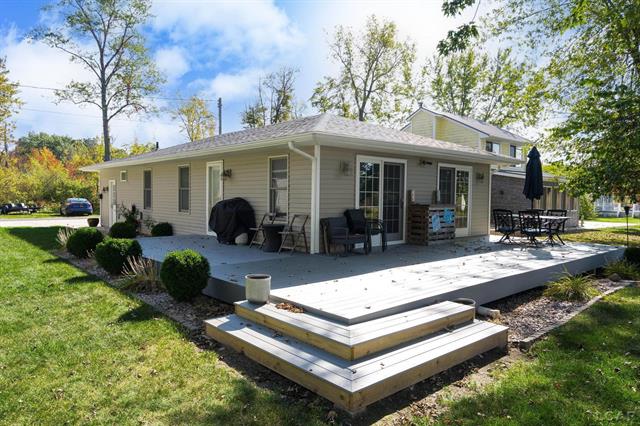 front view picture of 504 Cedar, Brooklyn, MI. 49230