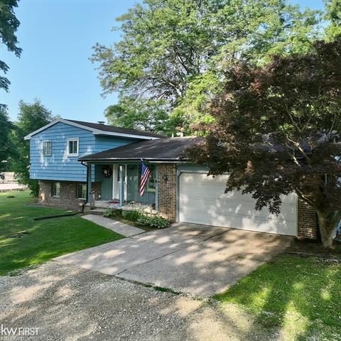 front view picture of 6355 N Mckinley, Flushing, MI. 48433