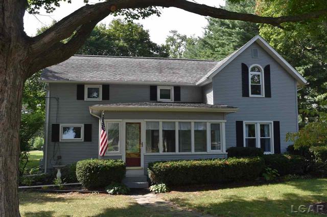 front view picture of 2803 Spielman Rd, Adrian, MI. 49221