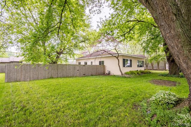 front view picture of 3271 Fourth, Monroe, MI. 48162