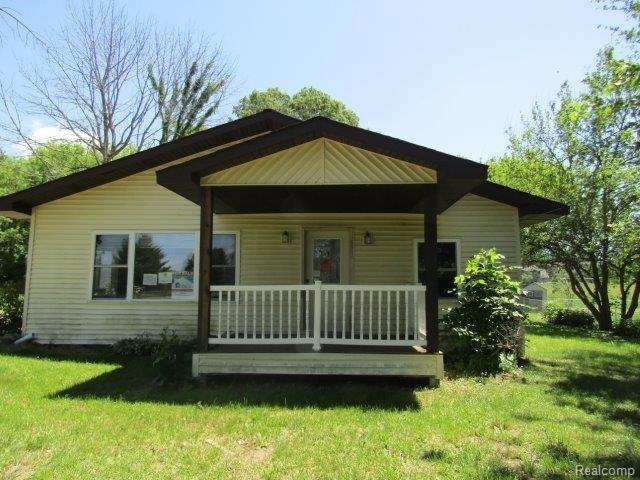 front view picture of 23154 Waubascon Road, Battle Creek, MI. 49017