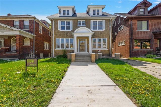 front view picture of 1199 Atkinson Street, Detroit, MI. 48202