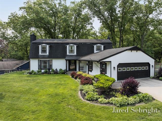 front view picture of 6872 Forest Valleyse  Drive, Grand Rapids, MI. 49546