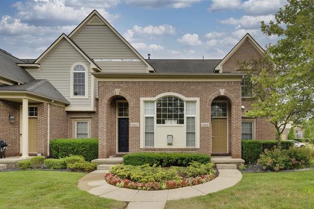 front view picture of 45668 S Stonewood, Canton, MI. 48187