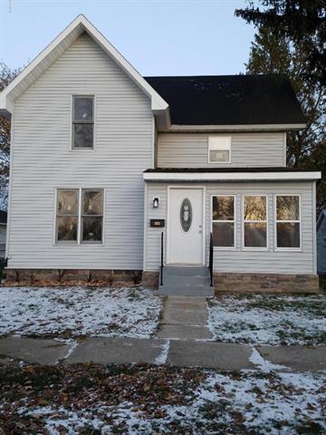 front view picture of 1312 Pearl Street, Lake Odessa, MI. 48849