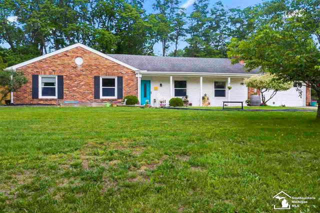 front view picture of 7130 Glenmore, Lambertville, MI. 48144