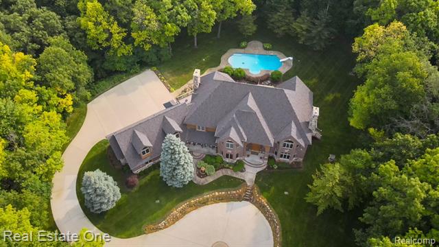 front view picture of 429 Hawk High Hill Drive, Metamora, MI. 48455