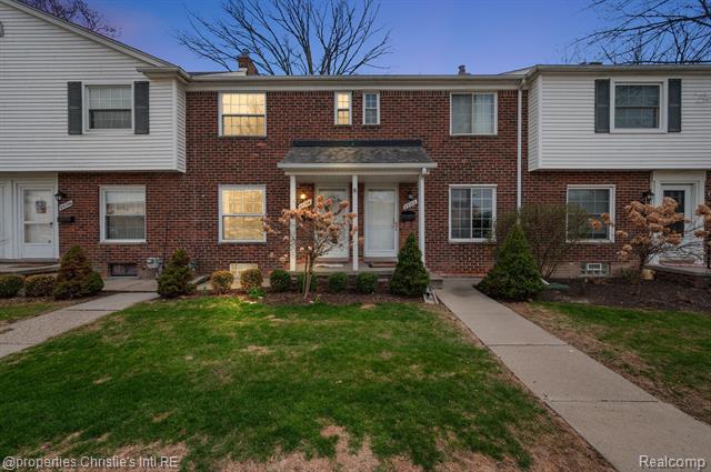 front view picture of 23104 Marter Road, Saint Clair Shores, MI. 48080