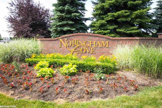 front view picture of 13119 Hazelnut Dr, Sterling Heights, MI. 48313