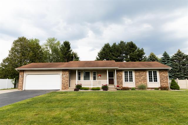 front view picture of 8742 Shadowbrook Drive, Jenison, MI. 49428