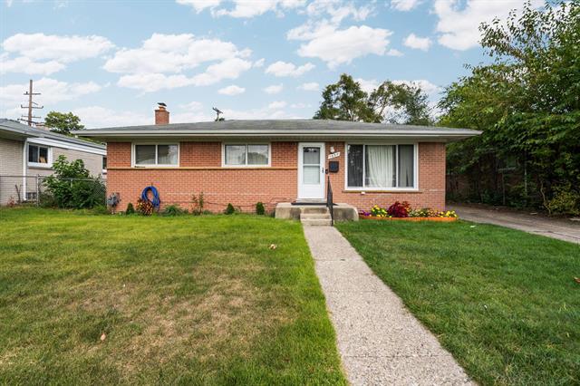 front view picture of 1027 Lori, Ypsilanti, MI. 48198