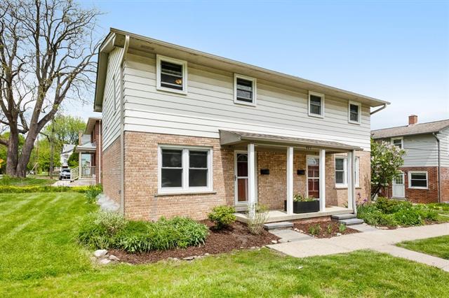 front view picture of 421 S 7Th Street, Ann Arbor, MI. 48103