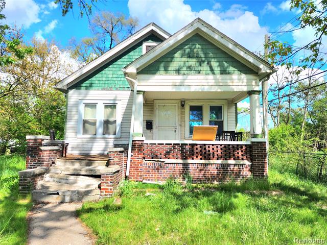 front view picture of 19120 Orleans Street, Highland Park, MI. 48203