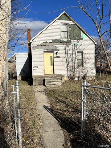 front view picture of 4380 Springwells Street, Detroit, MI. 48210