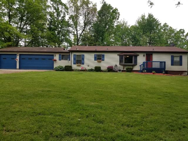 front view picture of 3500 Lee Road, Saranac, MI. 48881