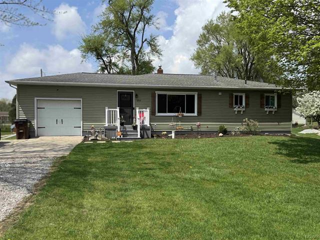 front view picture of 1202 W Cherry, Adrian, MI. 49221