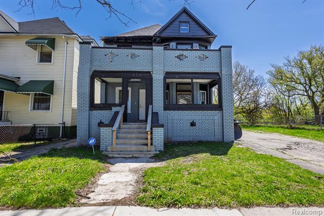 front view picture of 574 Melbourne, Detroit, MI. 48202