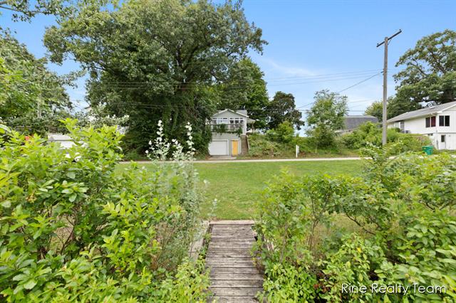front view picture of 67354 Oil City Road, Edwardsburg, MI. 49112