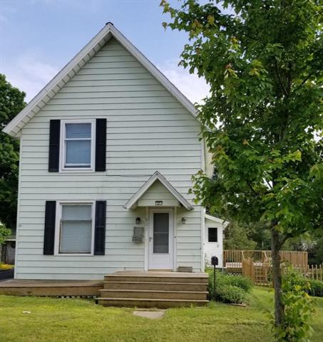 front view picture of 321 W Ellis Avenue, Belding, MI. 48809