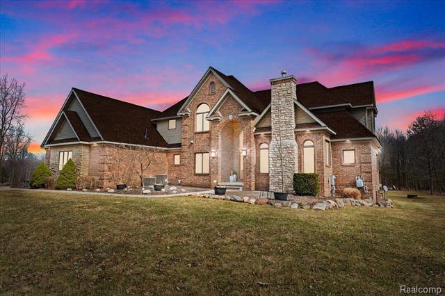 front view picture of 3590 N Burkhart Road, Howell, MI. 48855