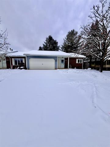 front view picture of 2845 Valley Springse  Drive, Caledonia, MI. 49316