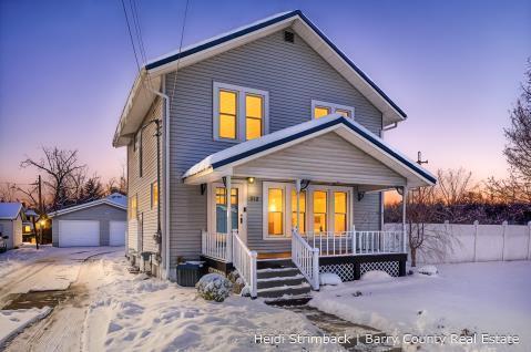 front view picture of 312 E Clinton Street, Hastings, MI. 49058