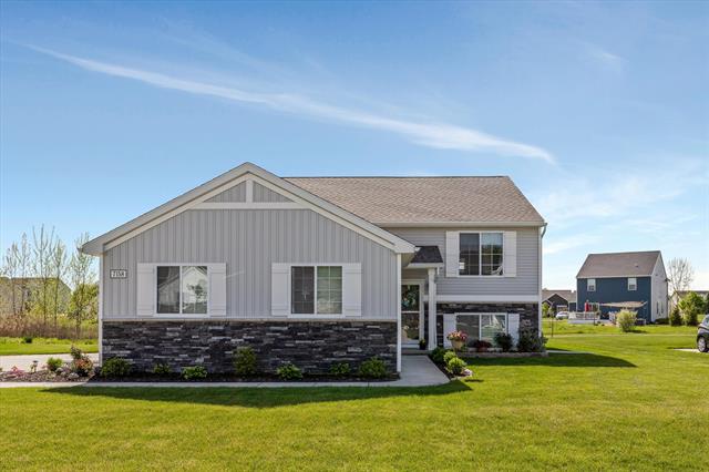 front view picture of 7158 Primrose Lane, Grand Blanc, MI. 48439