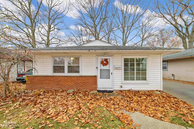 front view picture of 26435 Tawas St, Madison Heights, MI. 48071