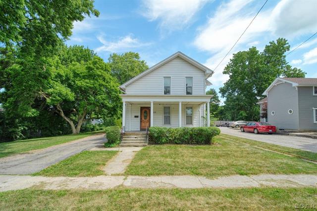 front view picture of 225 Seeley St, Adrian, MI. 49221