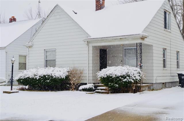 front view picture of 20244 Mccormick Street, Detroit, MI. 48224