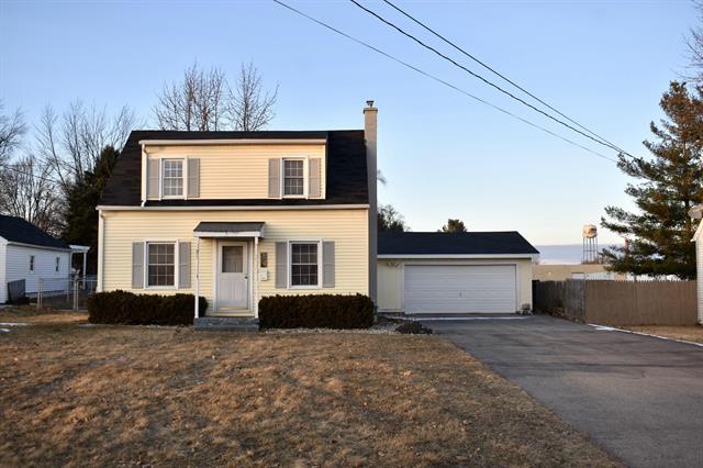 front view picture of 107 Russell, Tecumseh, MI. 49286
