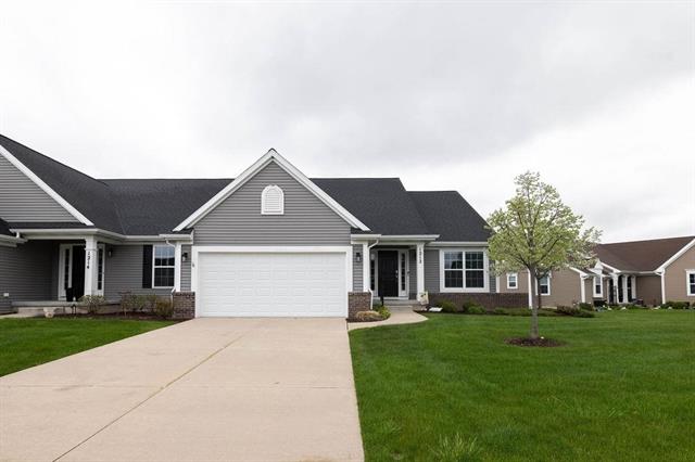 front view picture of 1212 Wineleaf Lane, Dewitt, MI. 48820