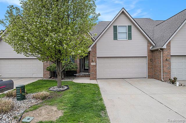 front view picture of 2344 Palmer Drive, Davison, MI. 48423