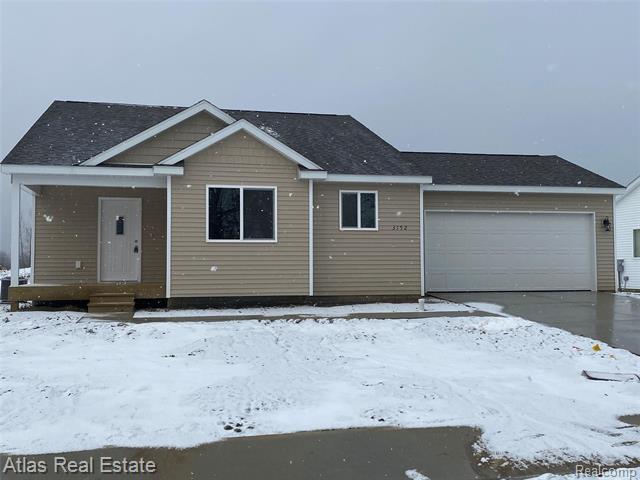 front view picture of 3152 Dahlia Lane, Burton, MI. 48519