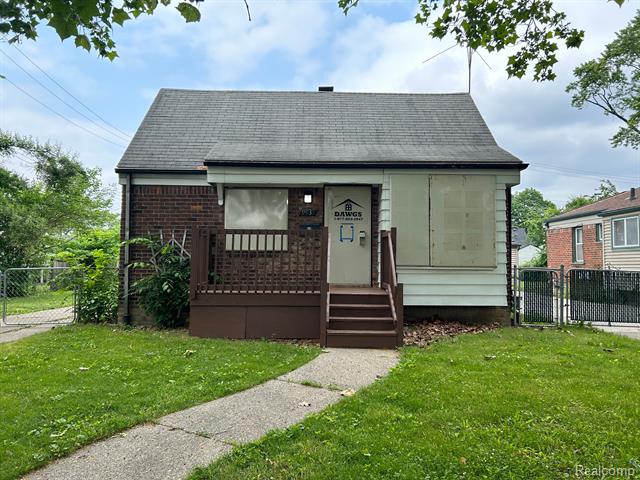 front view picture of 9935 Pierson Street, Detroit, MI. 48228
