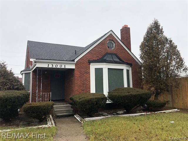 front view picture of 13001 Promenade Street, Detroit, MI. 48213