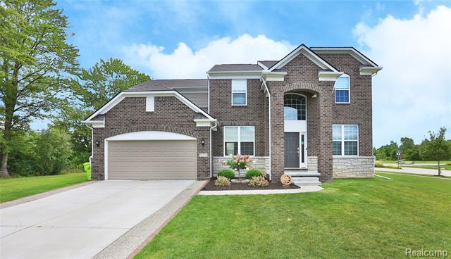 front view picture of 16378 Jake Drive, Macomb, MI. 48044