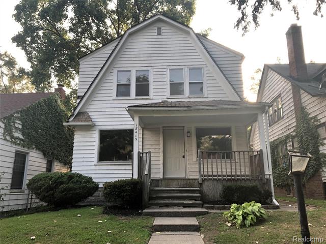 front view picture of 18419 Faust Avenue, Detroit, MI. 48219