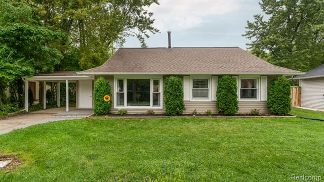 front view picture of 2460 Yost Boulevard, Ann Arbor, MI. 48104
